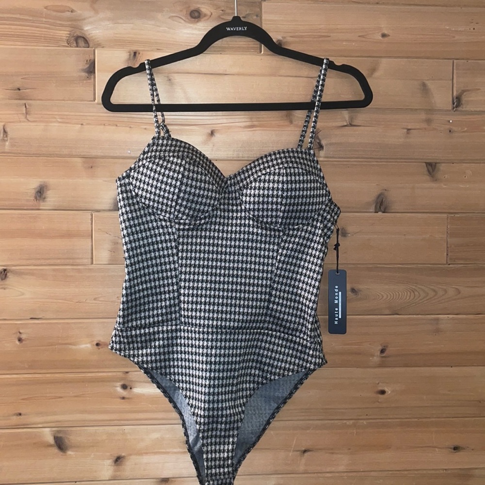 BNWT bodysuit